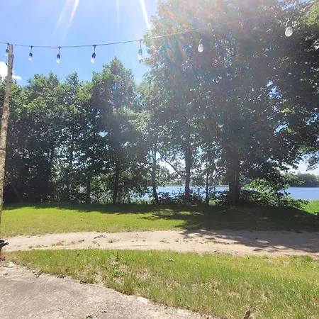 シャレー Winnica Niebo - Z Balia Nad Jeziorem Mezowo